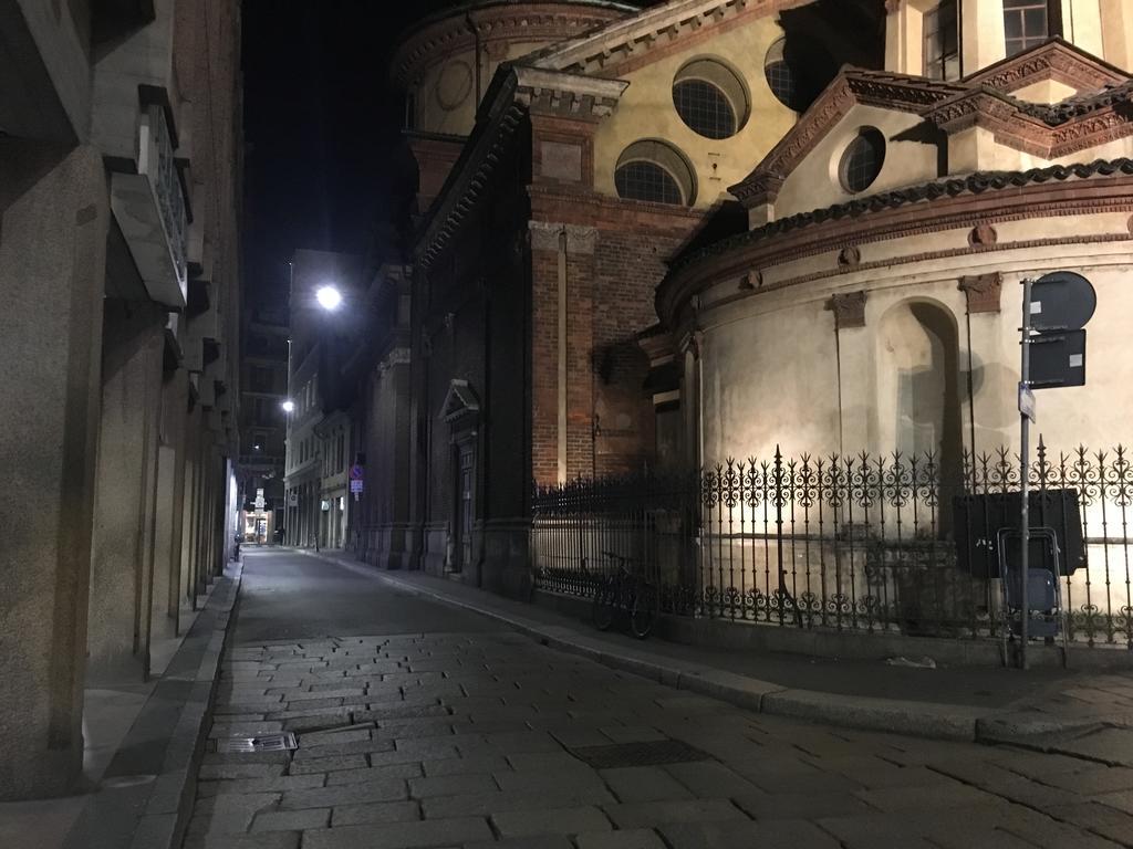 Kibilu - Via Falcone - City Centre - Duomo 밀라노 외부 사진