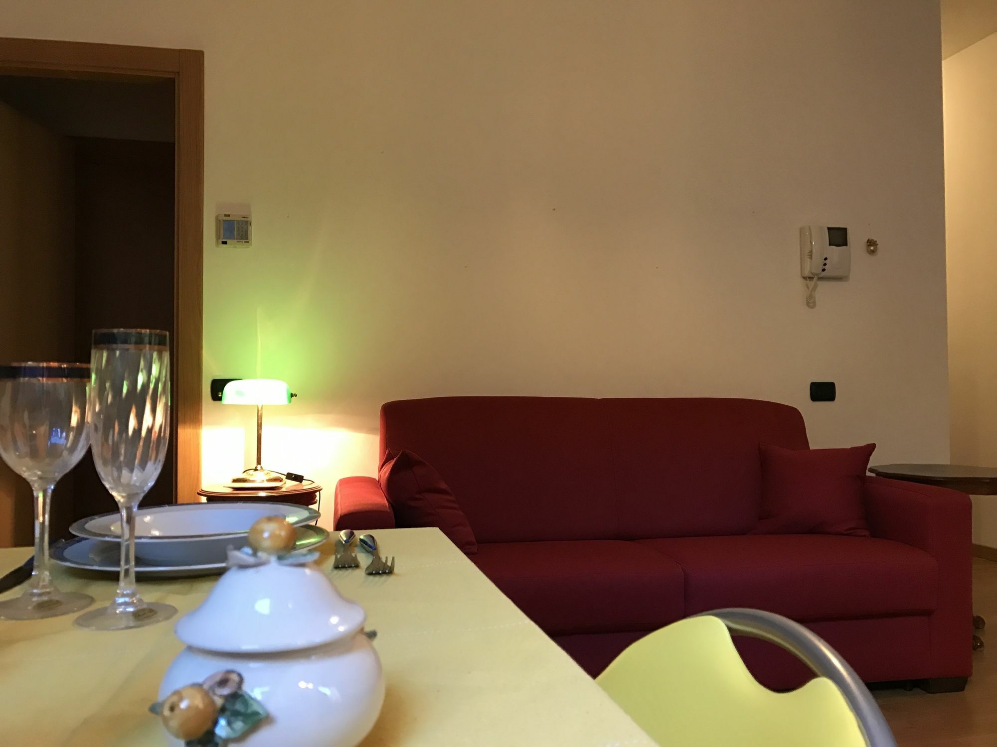 Kibilu - Via Falcone - City Centre - Duomo 밀라노 외부 사진
